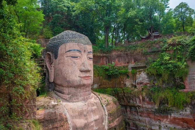 2-Day Tour of Chengdu Panda Base and Leshan Giant Buddha - People’s Park and Chengdu’s slow social rhythm
