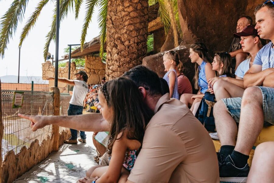 Agüimes: Cocodrilo Park Zoo Entry Ticket - Animals that keep children interested