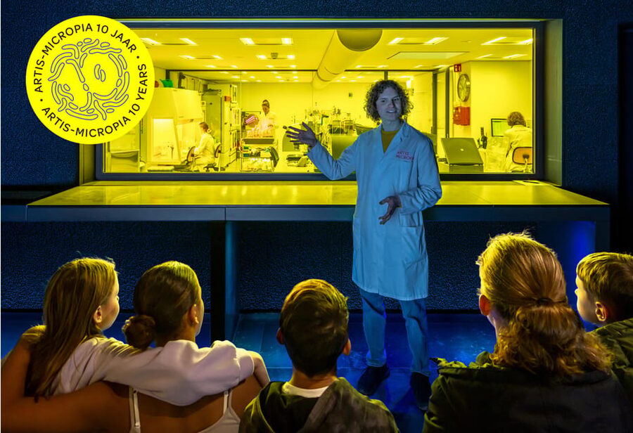 Amsterdam: Artis Royal Zoo & ARTIS-Micropia Combo Ticket - Add the planetarium for a change of pace
