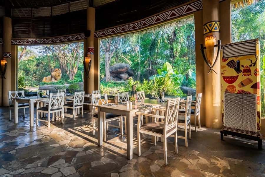 Bali: Safari Zoo and Ubud Palace and Market Day Tour - Should you book this Bali day tour?