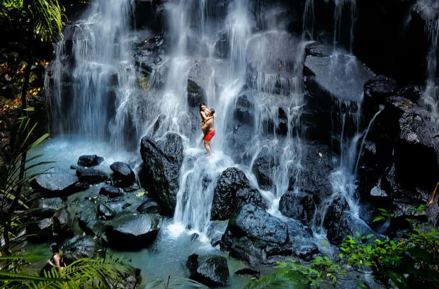 Bali/Ubud: Kanto Lampo Waterfall, Monkey Forest & Swing Tour - Key points at a glance