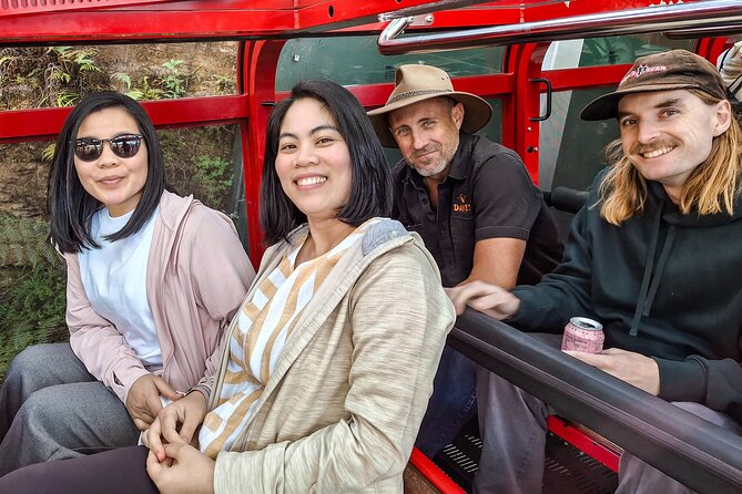 Blue Mountains Small Group Tour with Lunch, Zoo and Scenic World - A big Sydney day without hiring a car