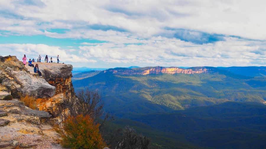 Blue Mountains Tour with Scenic World, Zoo&Bilingual Driver - Leura: cafés, boutiques and a needed pause