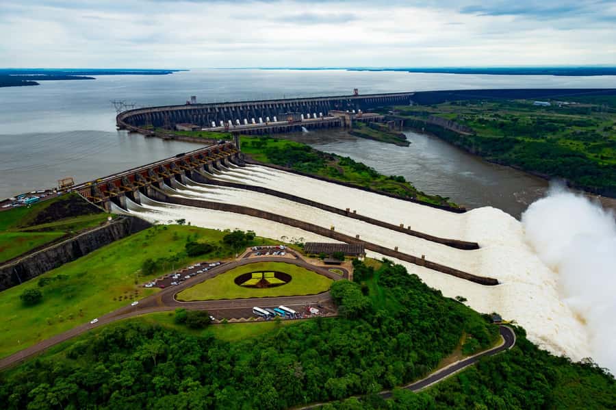 Brazilian Falls, Bird Park and Itaipu Dam - Itaipu Dam: a human-made giant