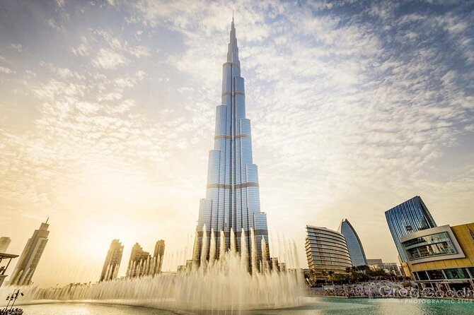 Burj Khalifa At The Top & Underwater Zoo Aquarium with Transfer - Why the private transfer matters