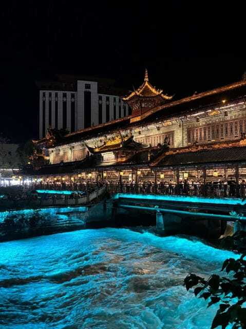 Chengdu: Hidden Wonders Day Tour with Wolong Panda Base - Should you book it?