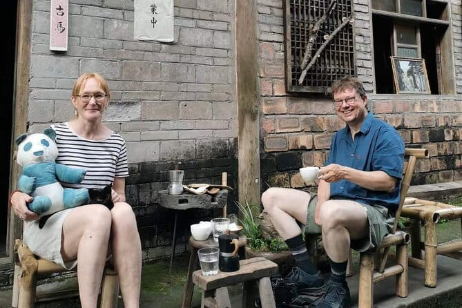 Chengdu Kung Fu Panda Tour Tai Chi, Martial Arts and Panda Base - Practical advice for making the day work
