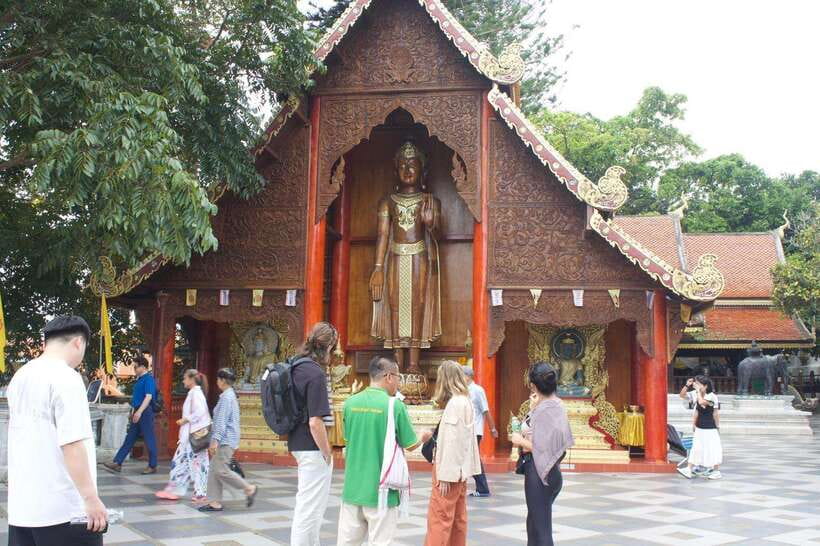 Chiang Mai: Elephant Sanctuary, Monk Trail & Doi Suthep Tour - The 80-minute drive to Pon Elephant Thailand