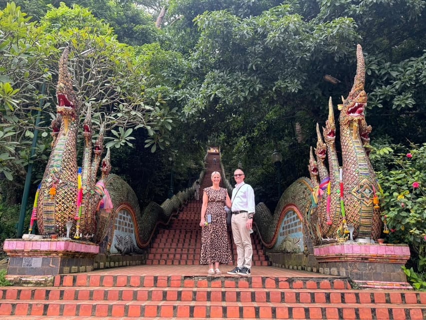 Chiang Mai: Elephant Sanctuary, Monk Trail & Doi Suthep Tour - Thai lunch with a local family