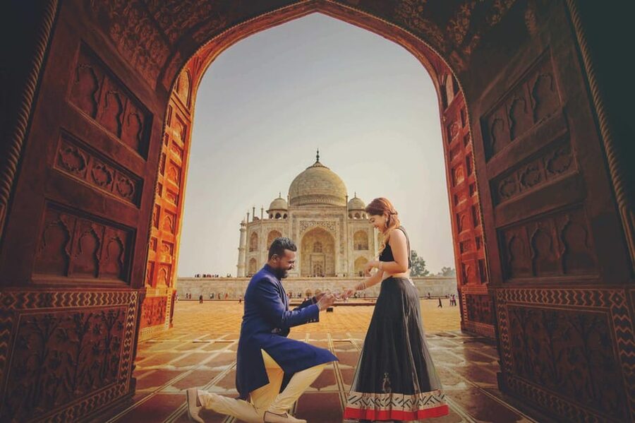 Delhi: All-Inclusive Day trip Taj Mahal with Elephant SOS - Lunch in Agra