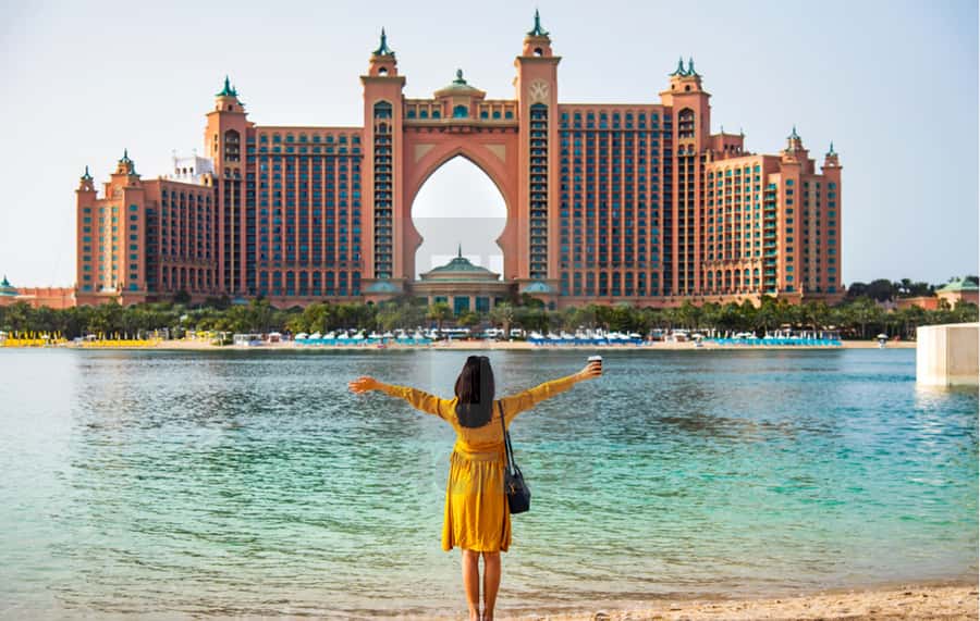 Dubai: City Tour with Burj Khalifa and Underwater Zoo Ticket - How to manage the eight-hour schedule