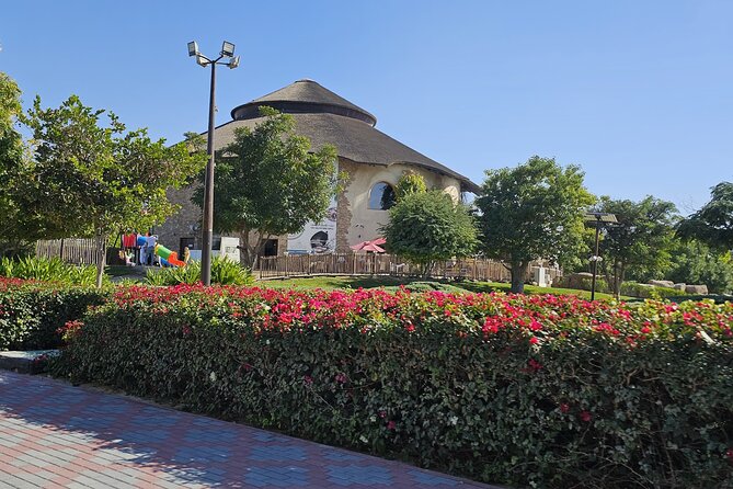Dubai Safari Park - Live shows and the Kids Farm