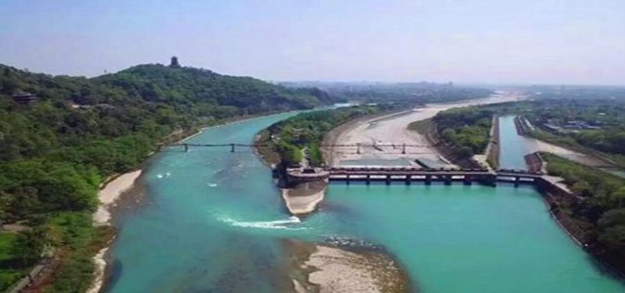 Dujiangyan panda base and irrigation system park day tour - What the $180 price really covers