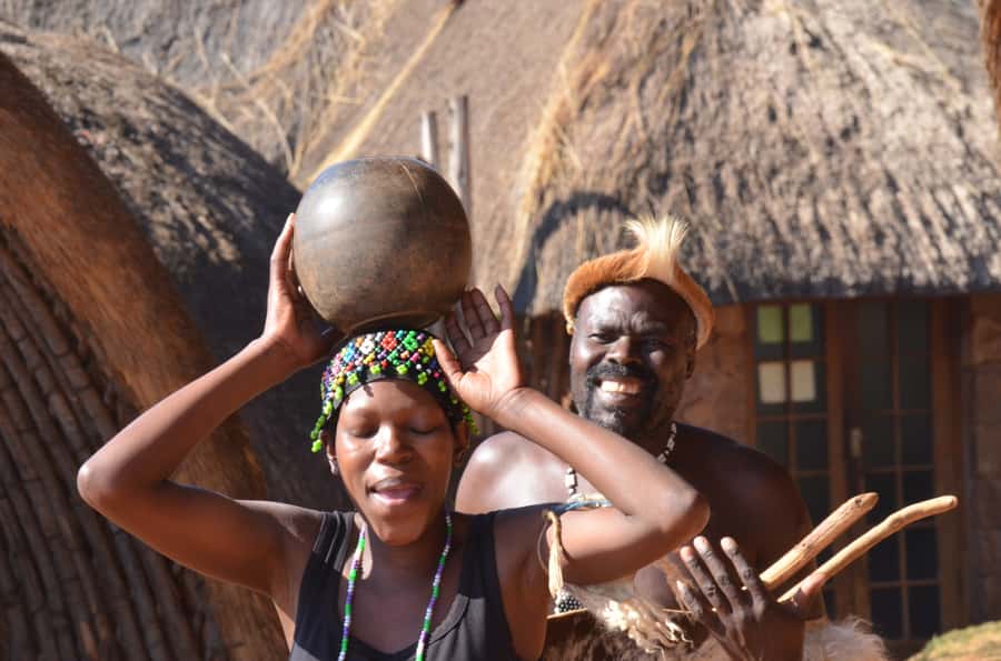 Durban: Phezulu Cultural Village & Reptile Park Tour - Leaving Durban for the Valley of a Thousand Hills