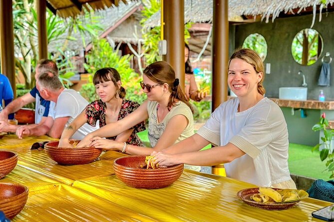 Elephant Nature Care, the largest elephant sanctuary on Koh Samui - Walking into the jungle habitat