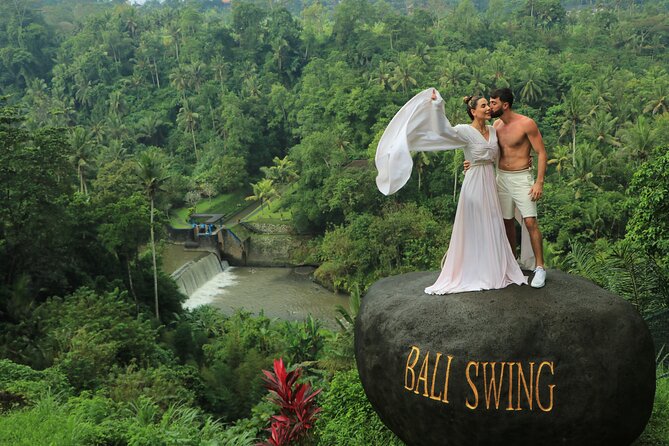 Experience Full Day to Bali Swing Temple and Monkey Forest - The 5 to 20-meter swing session