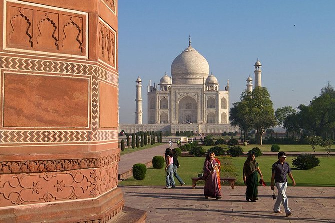 From Delhi: Taj Mahal & SOS Elephant Experience – Day Trip - An early start for the Taj Mahal