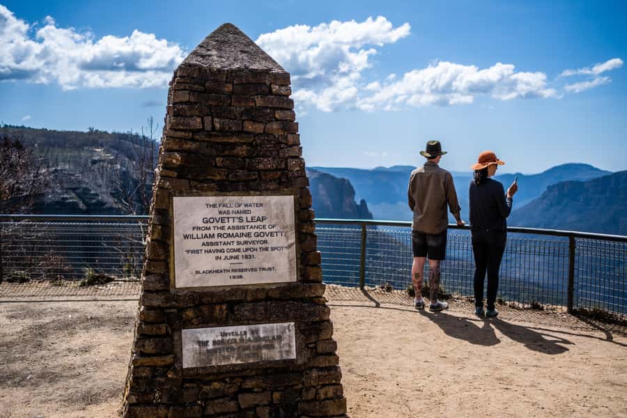 From Sydney: Blue Mountains, Sydney Zoo & Walking Tour - A one-hour break in Leura