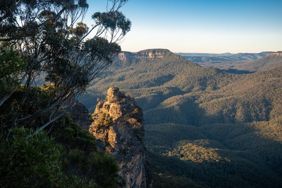 From Sydney: Blue Mountains, Sydney Zoo & Walking Tour - Walking near Katoomba Falls