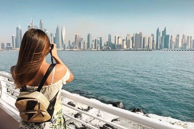 Full Day Dubai City Tour: Burj Khalifa & Underwater Zoo Ticket - Crossing into old Dubai by abra