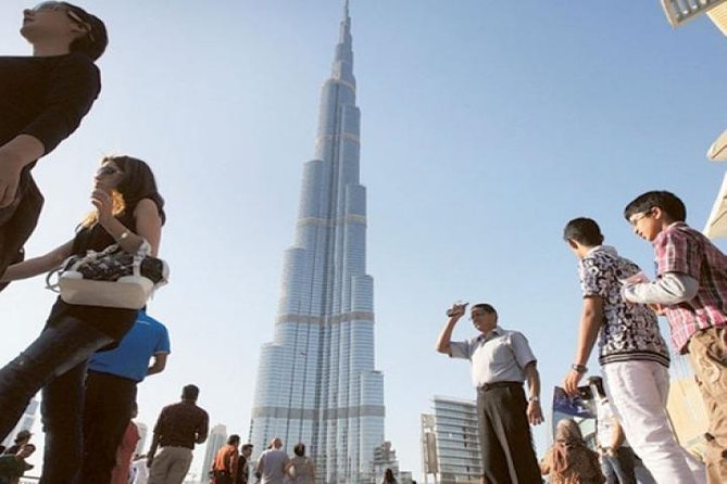 Full Day Dubai City Tour: Burj Khalifa & Underwater Zoo Ticket - The drive between Dubai’s two faces