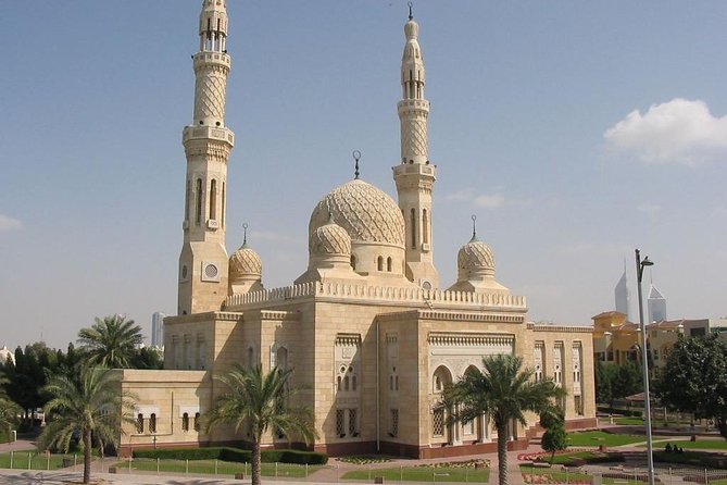 Half Day Dubai City Tour & visit to Dubai Aquarium Underwater Zoo - Jumeirah Mosque and the Arabian Gulf