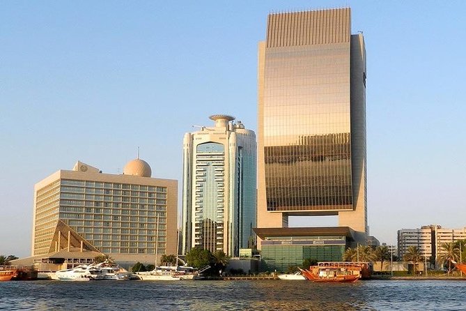 Half Day Dubai City Tour & visit to Dubai Aquarium Underwater Zoo - Palm Islands and the Marina route