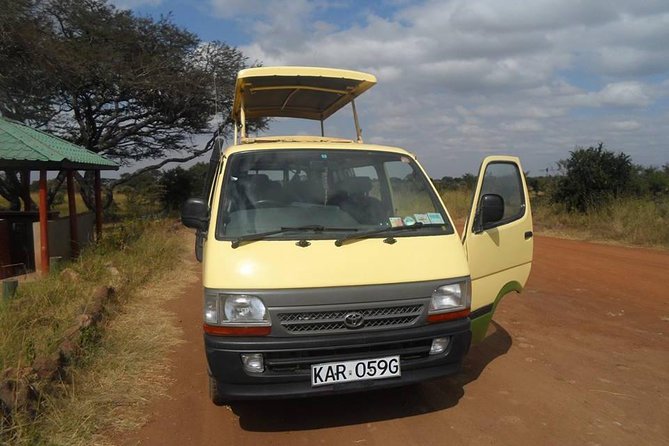 Half Day :safari Game Drive At Nairobi Park/elephant Sanctuary/giraffe Centre - Meeting giraffes at the Giraffe Centre