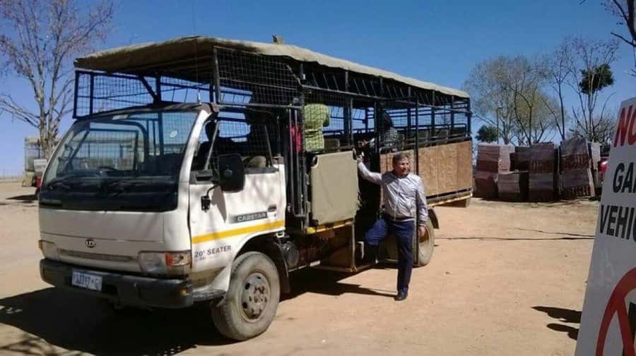 Johannesburg: Lion and Safari Park tour. Pick up Privately - The Johannesburg pickup saves you planning time