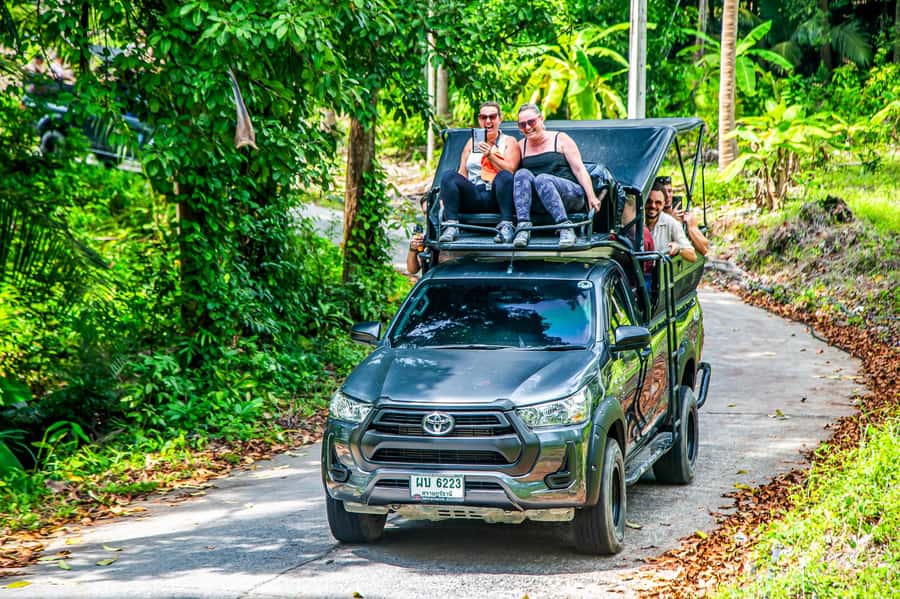 Koh Samui: Elephant Sanctuary and Jungle Tour with Lunch - Riding the 4WD into Koh Samui’s hills