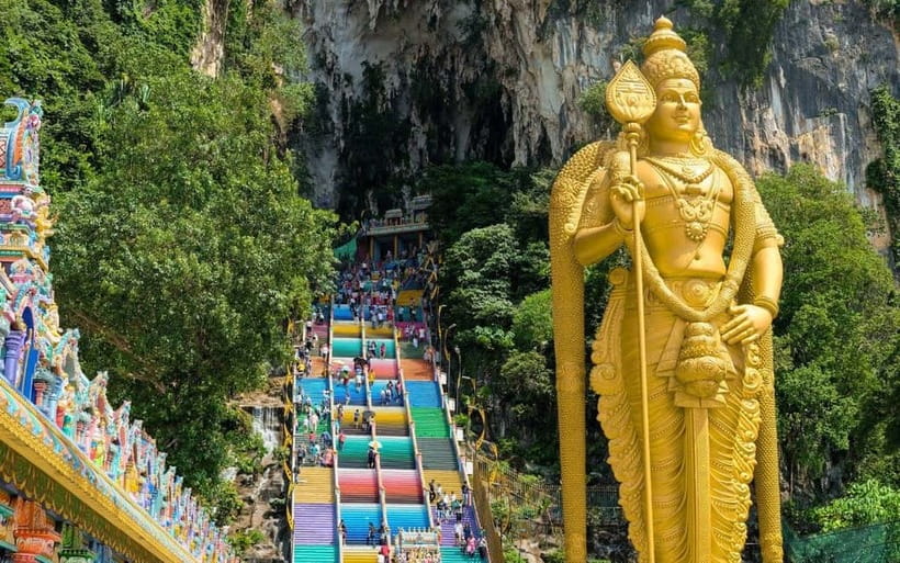 Kuala Lumpur: Batu Caves & Kuala Gandah Elephant Sanctuary - Batu Caves begins the day with a 42.7-meter statue