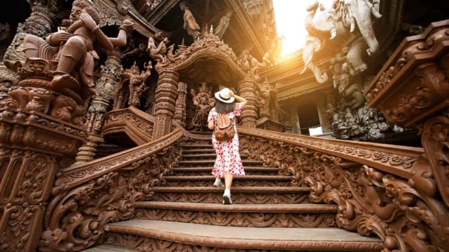 Laem Chabang Port: Sanctuary of Truth & Elephant Sanctuary - Lunch and the difference between a light meal and lunch