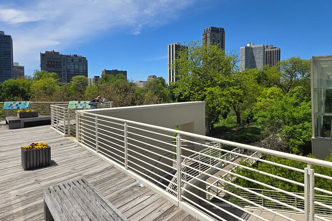 Lincoln Park Nature Museum & Zoo Private Walking Tour - Should you book the Lincoln Park Nature Museum and Zoo tour?