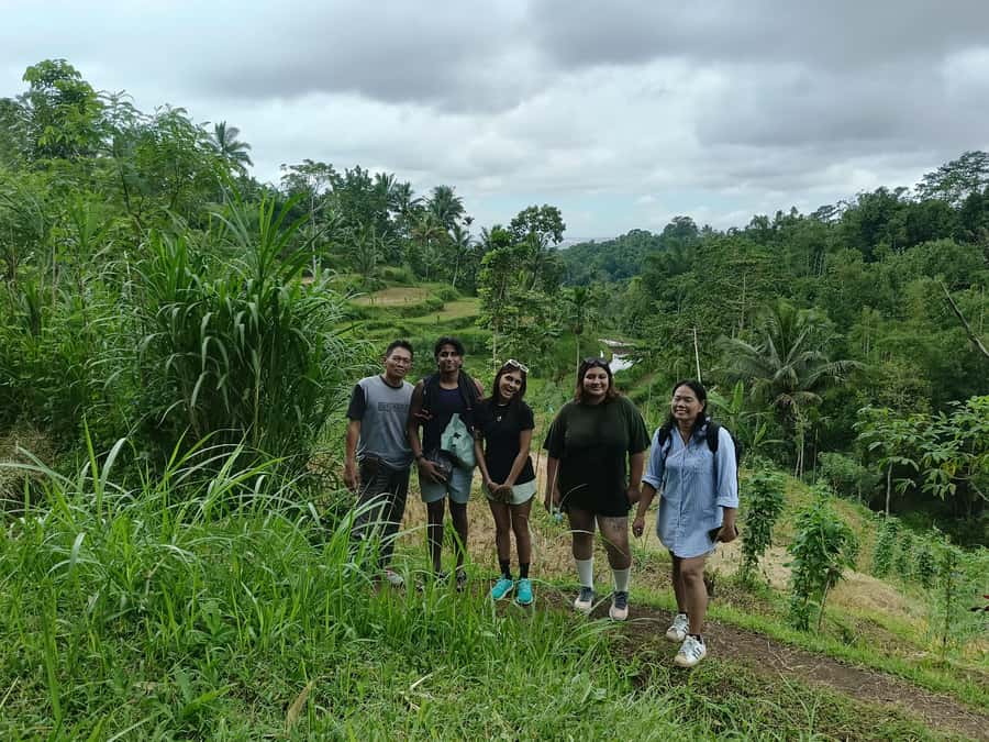 Lombok: Tetebatu Walking Tour with Monkey Forest & Waterfall - Taking the stepped path to the waterfall