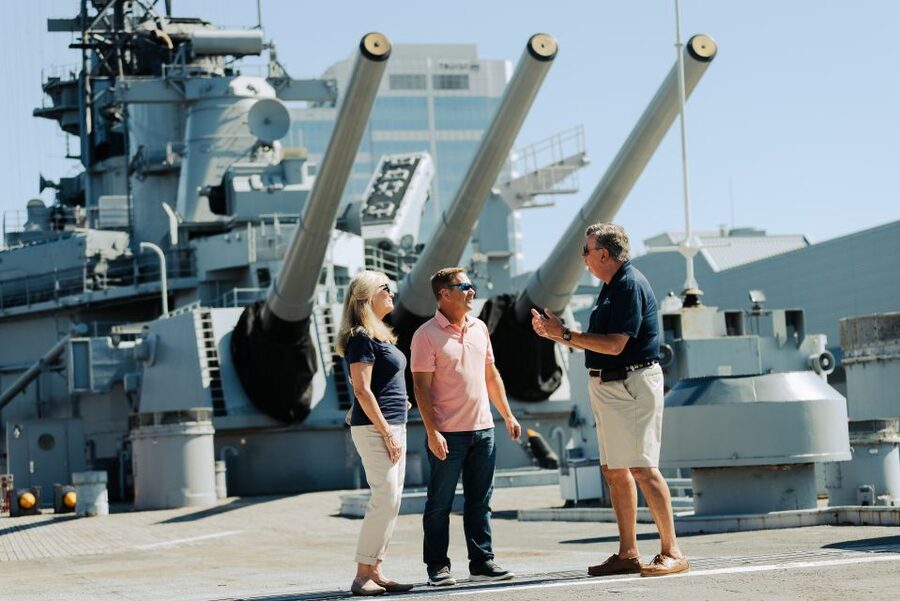 Norfolk: Virginia Zoo & Battleship Wisconsin Combo Ticket - Four Norfolk attractions in one flexible pass