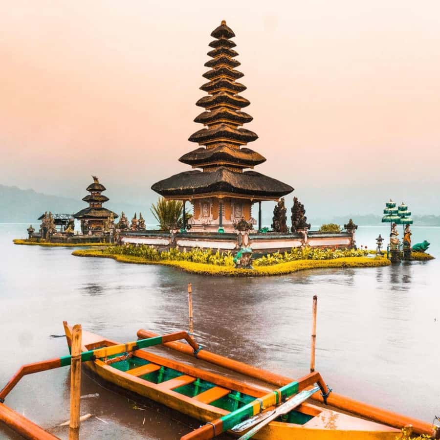 North Bali: Monkey Forest -Waterfall- Rice Terrace-Ulun Danu - The $41 price and what it really covers