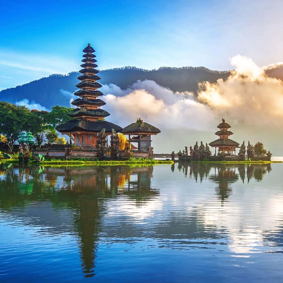 North Bali: Ulun Danu, Waterfalls, Swing and Monkey Forest - Key points to know