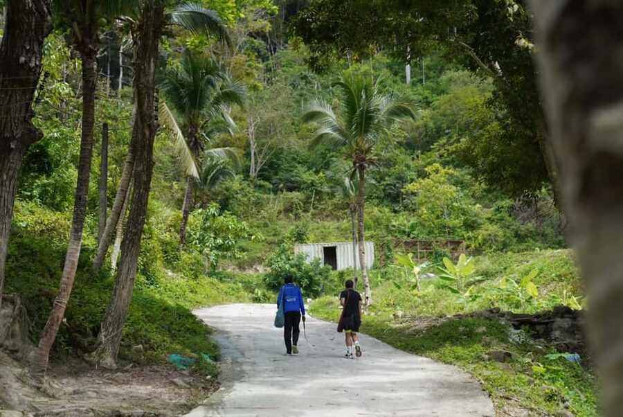 Phuket : Guided Tour to Elephant Sanctuary with Transfers - A Closer Look at the Ethical Approach