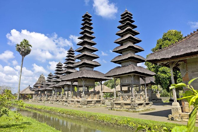 Royal Family Temple, Monkey Forest, and Tanah Lot Sunset Tour - Timing, pickup, and cancellation details