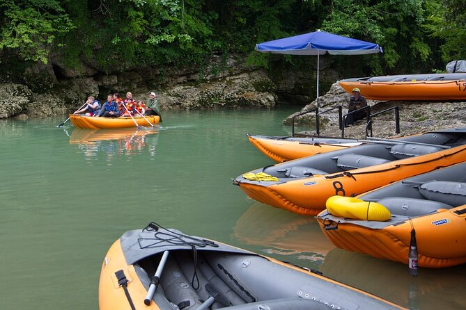 Sabaduri forest, Chronicles of Georgia, wolves and bears Zoo - A private guide can change the pace