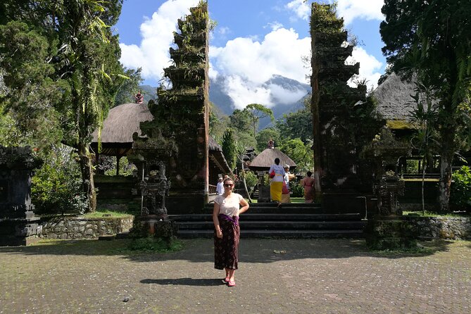 Sangeh Monkey Forest, Jatiluwih & Batukaru Temple Tour - Leke Leke Waterfall and the short walk in