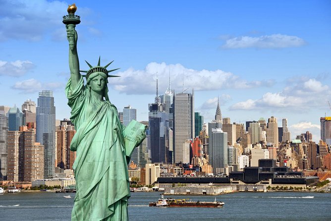 See 30 Top New York Sights (Walking Tour) & Visit Central Park Zoo. - Who will enjoy this New York overview?