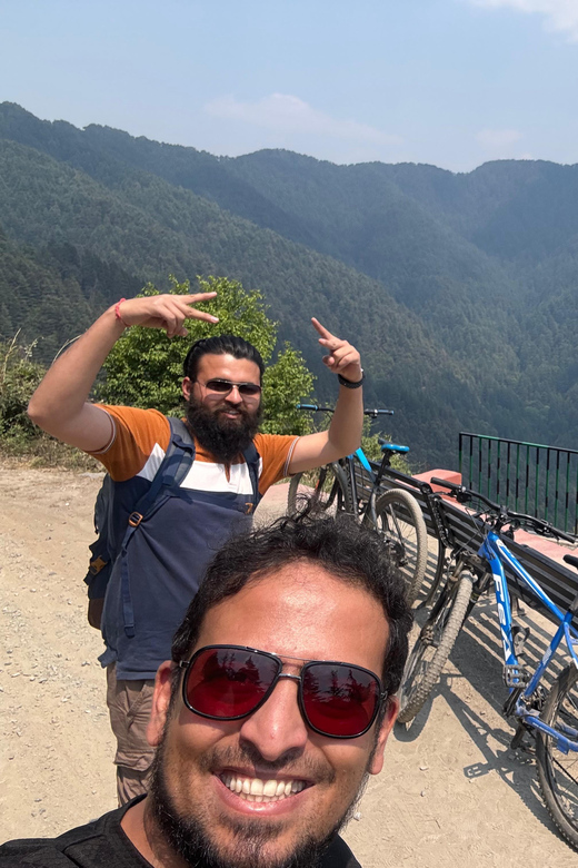 Shimla: Wildlife Sanctuary & Water Catchment Guided Tour - Returning through the forest