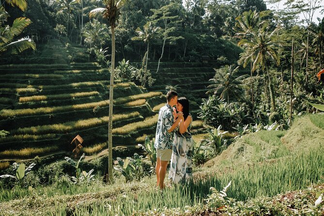 Ubud Art, Monkey Forest and Rice Terrace Tour - Monkey Forest: temples, trees, and 600 macaques