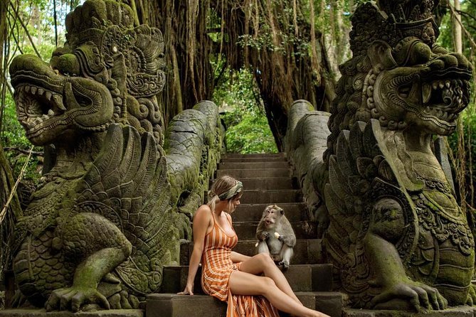 Ubud Tour with Swing, Temple, Monkey Forest, and Waterfall - Coffee and tea add a useful local-production stop